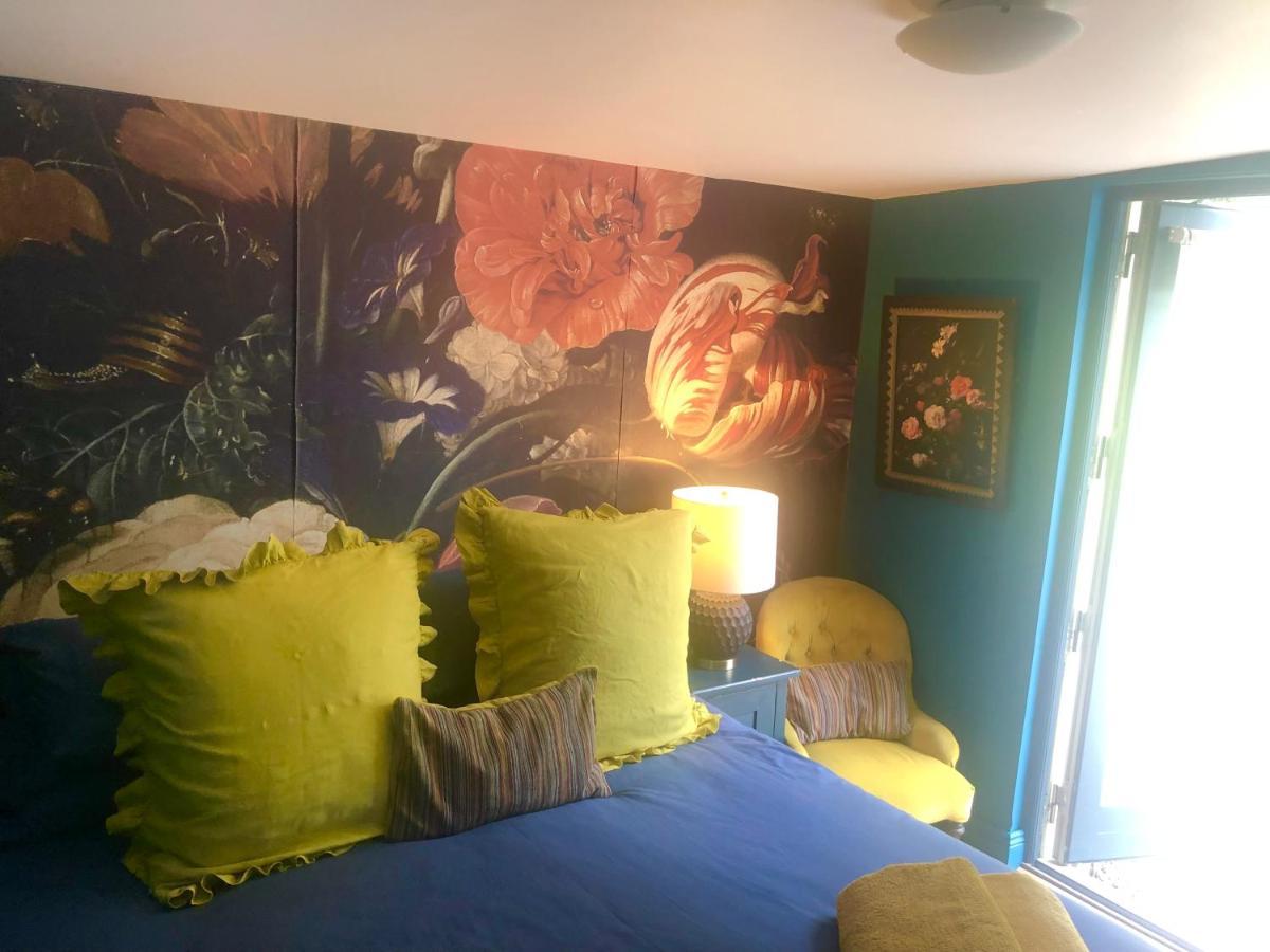 The Welcome Snug Bed & Breakfast คินเซล ภายนอก รูปภาพ